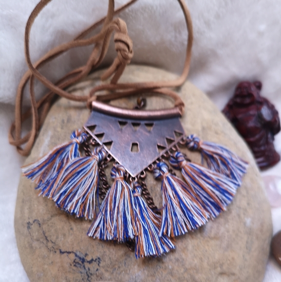 Necklace - Picture 2 of 2